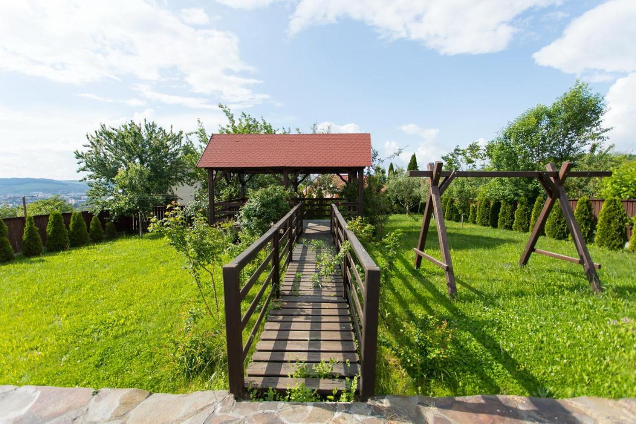 Pensiunea Full Targu Mures Exterior photo
